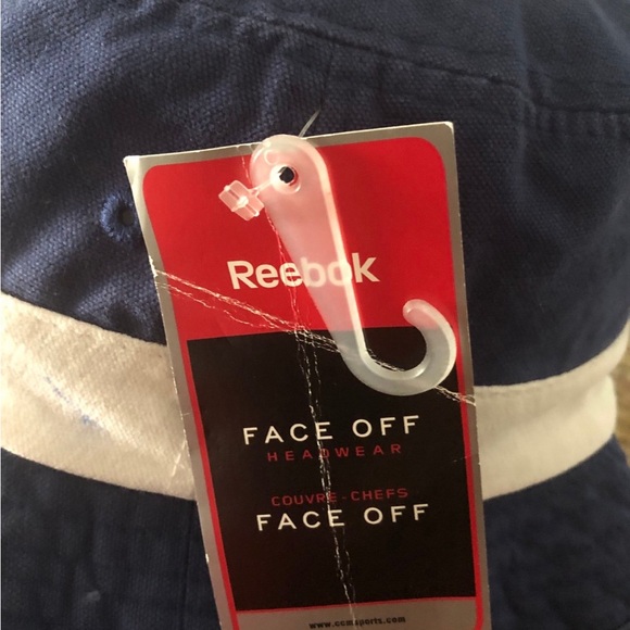 Toronto Maple Leafs NHL Hockey Canada Reebok 2-tone S/M Logo Bucket Hat NWT - Picture 7 of 8